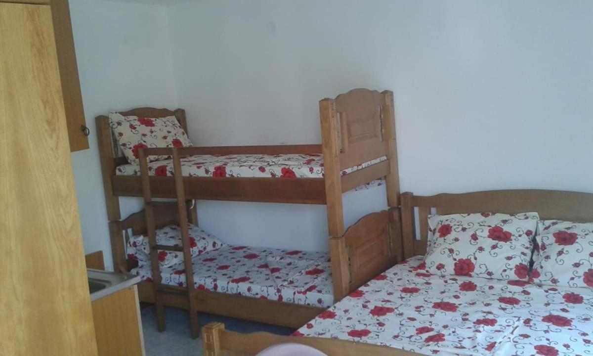 Apartments Emerald Ulcinj Exterior photo