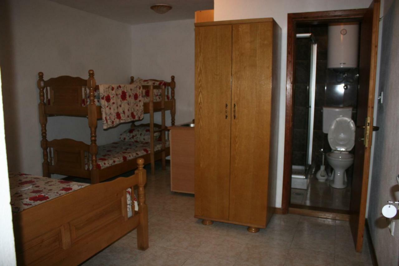 Apartments Emerald Ulcinj Exterior photo